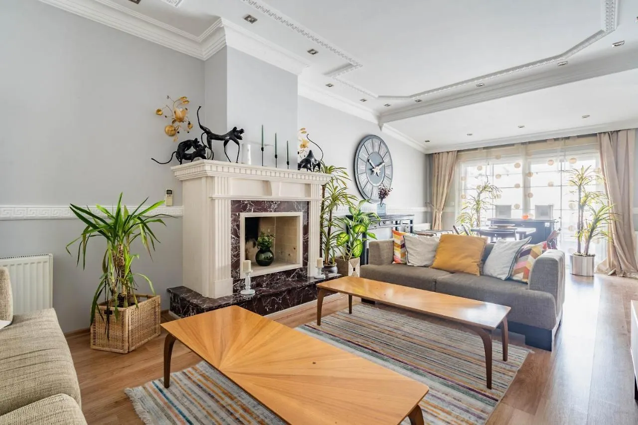 Exclusive Flat With Terrace In Nisantasi Apartment Istanbul